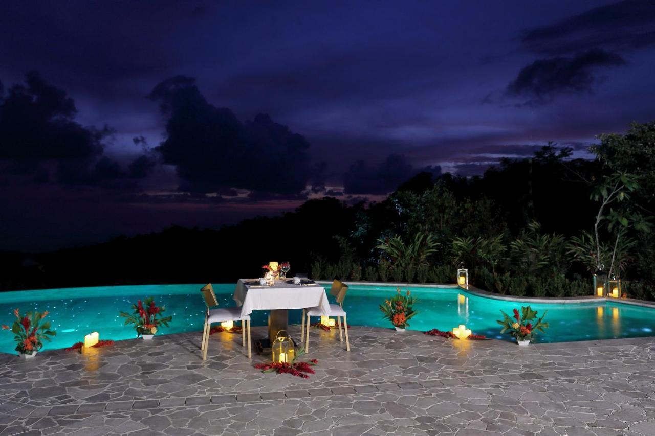 Golden Pineapple Villas-Adults Only Увита Экстерьер фото